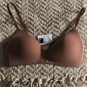 Lululemon Take Shape Bra (hena) 34C